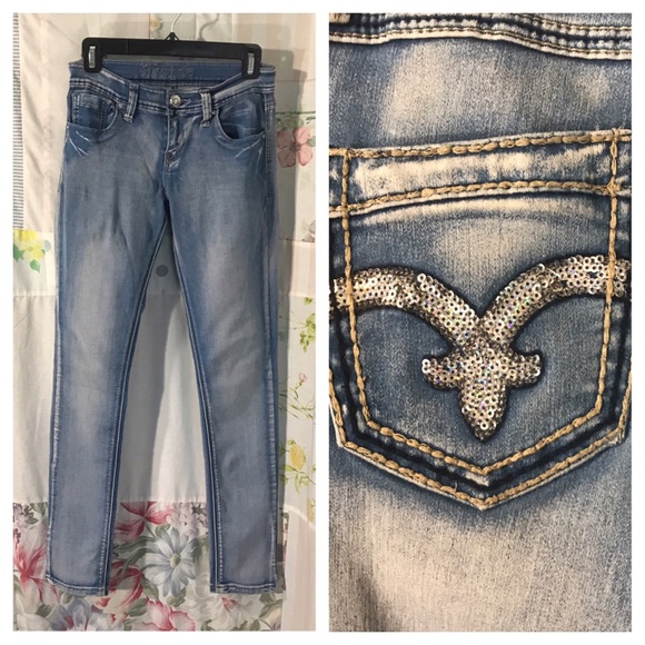 jeans with w on back pocket